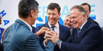 Casagrande muda discurso e diz agora que grupo governista tem dois candidatos à sucessão